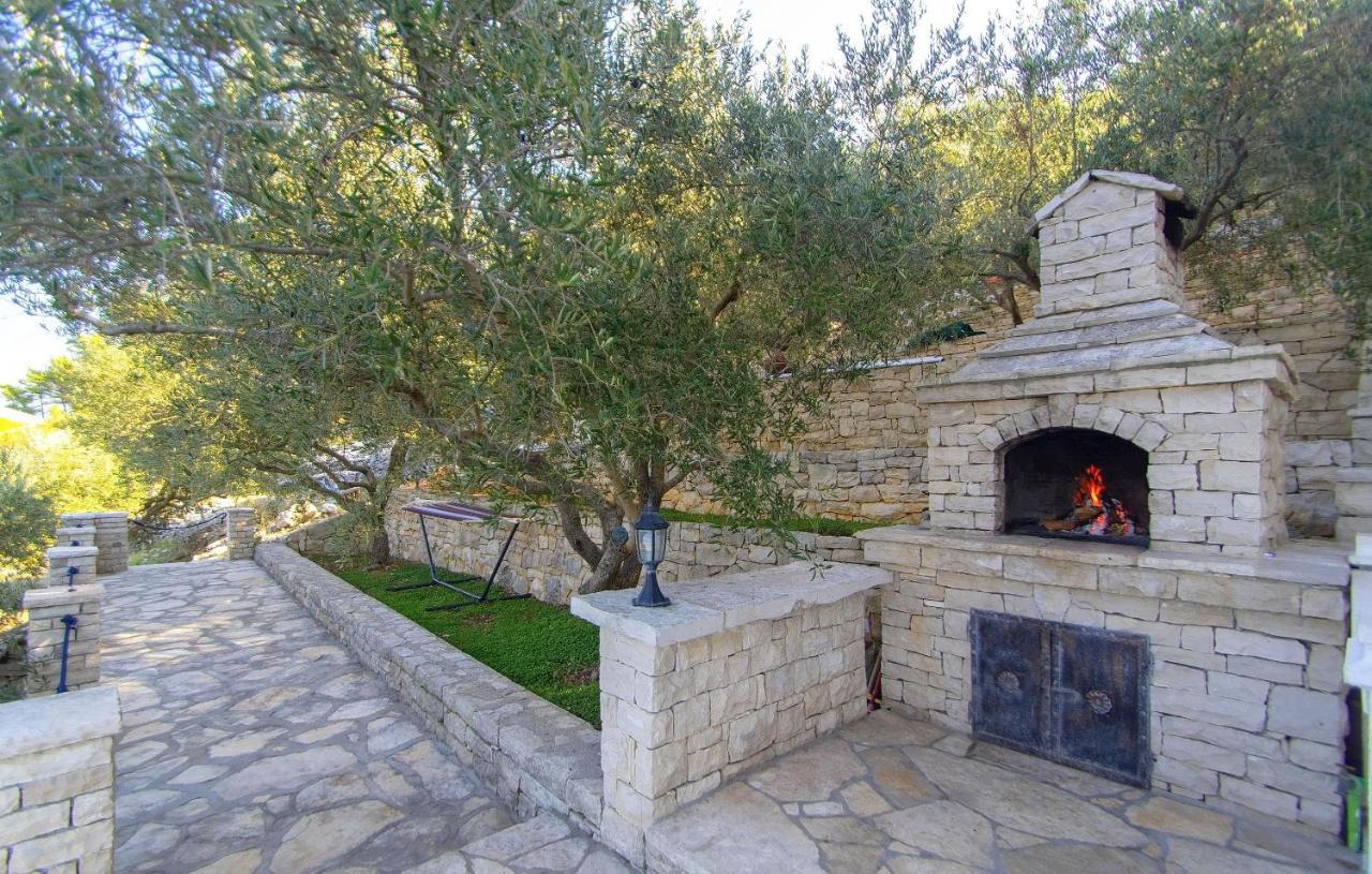 House Green Side Sunset Prigradica Exterior photo